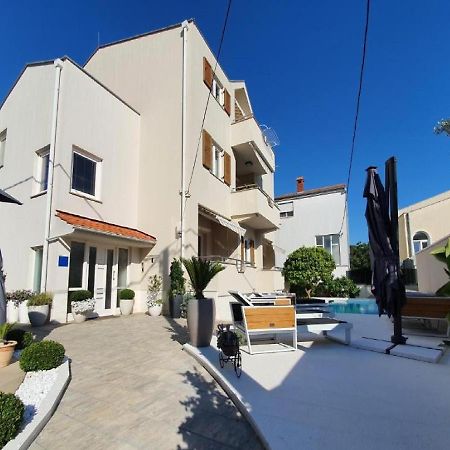 Calypso Royal Apartment زادار المظهر الخارجي الصورة