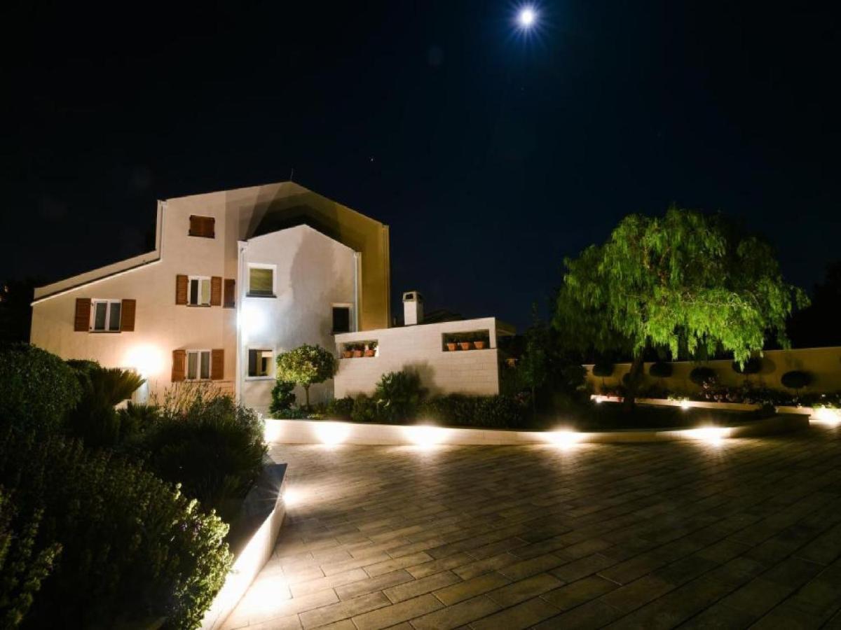 Calypso Royal Apartment زادار المظهر الخارجي الصورة