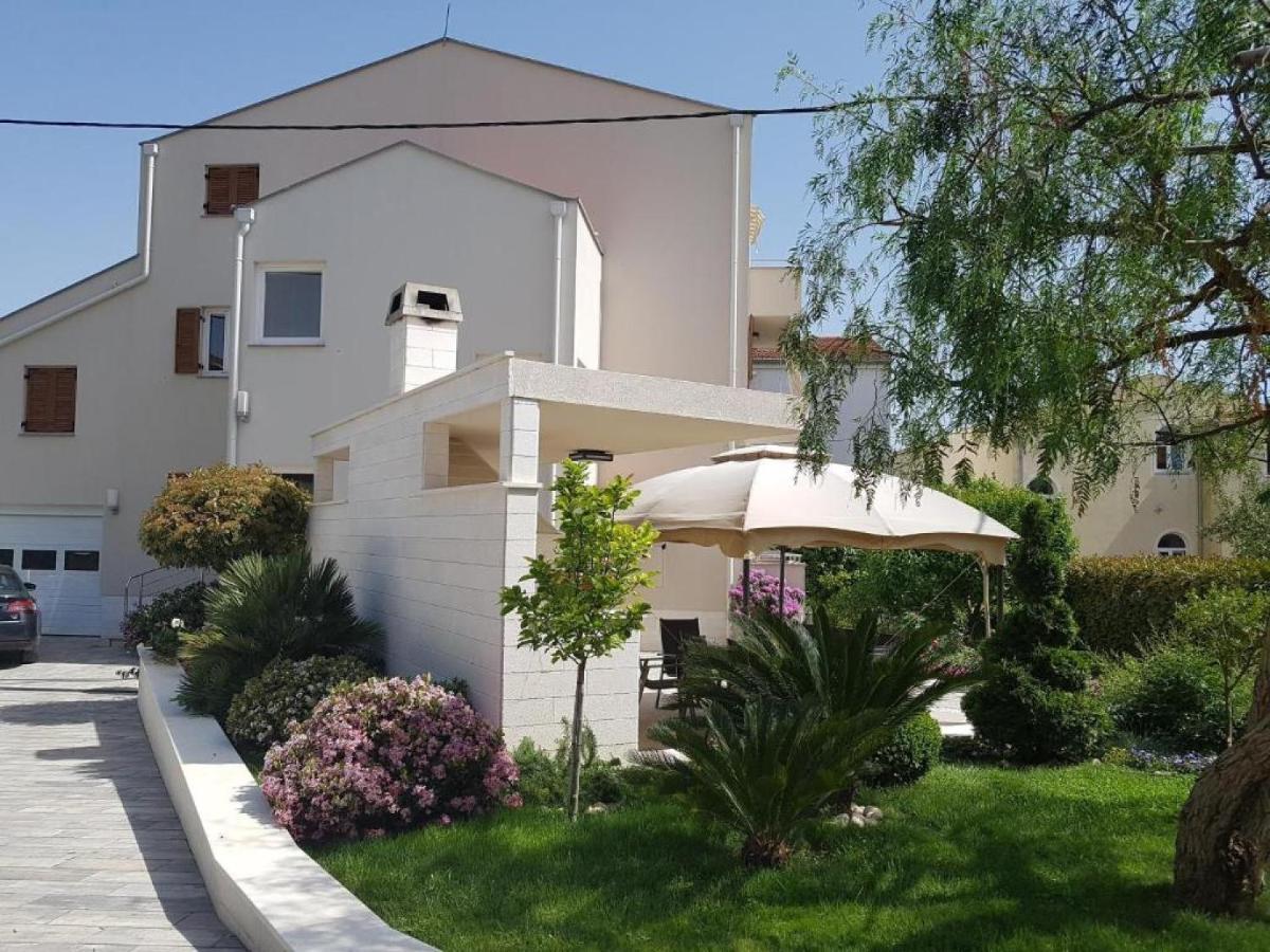 Calypso Royal Apartment زادار المظهر الخارجي الصورة